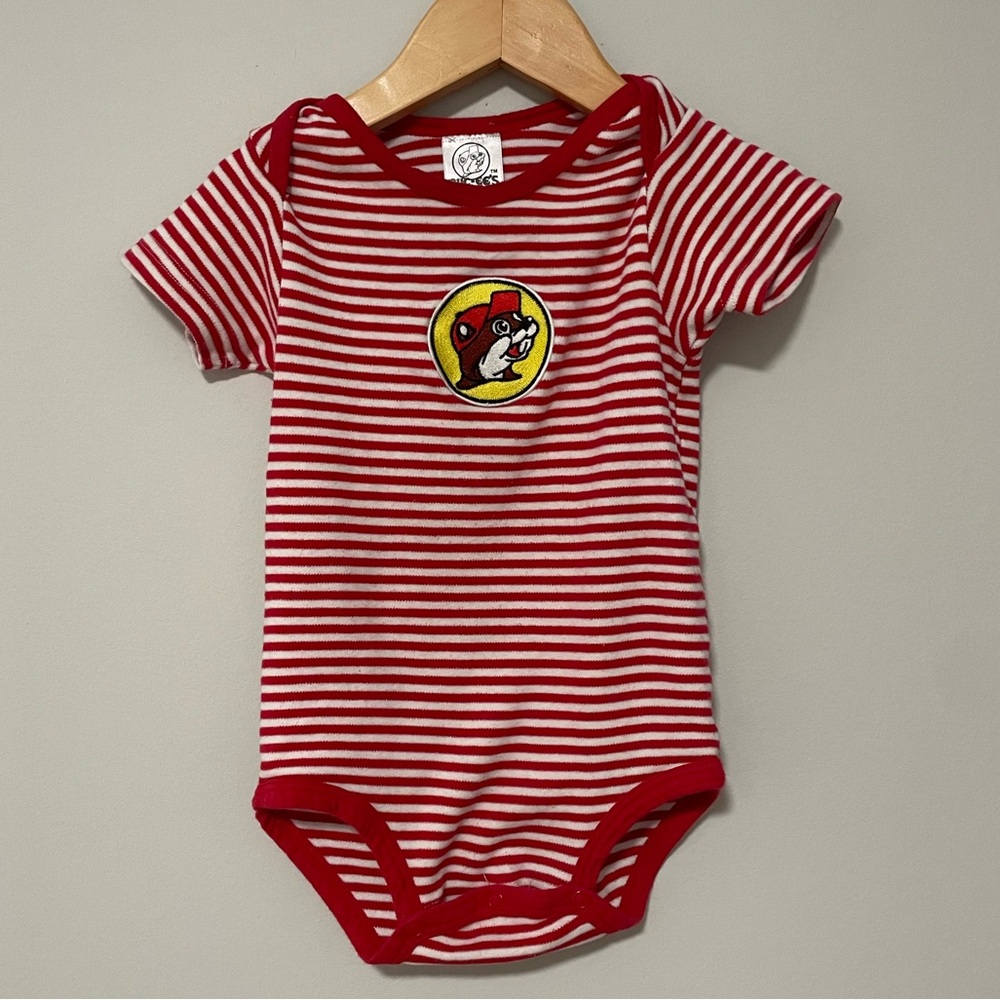 Buc-ee's Onesie